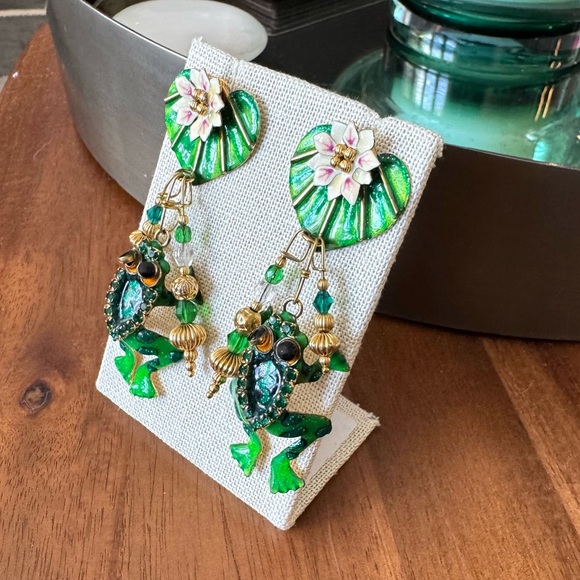 Lunch at the Ritz Green Frog Statement Earrings - Picture 5 of 8